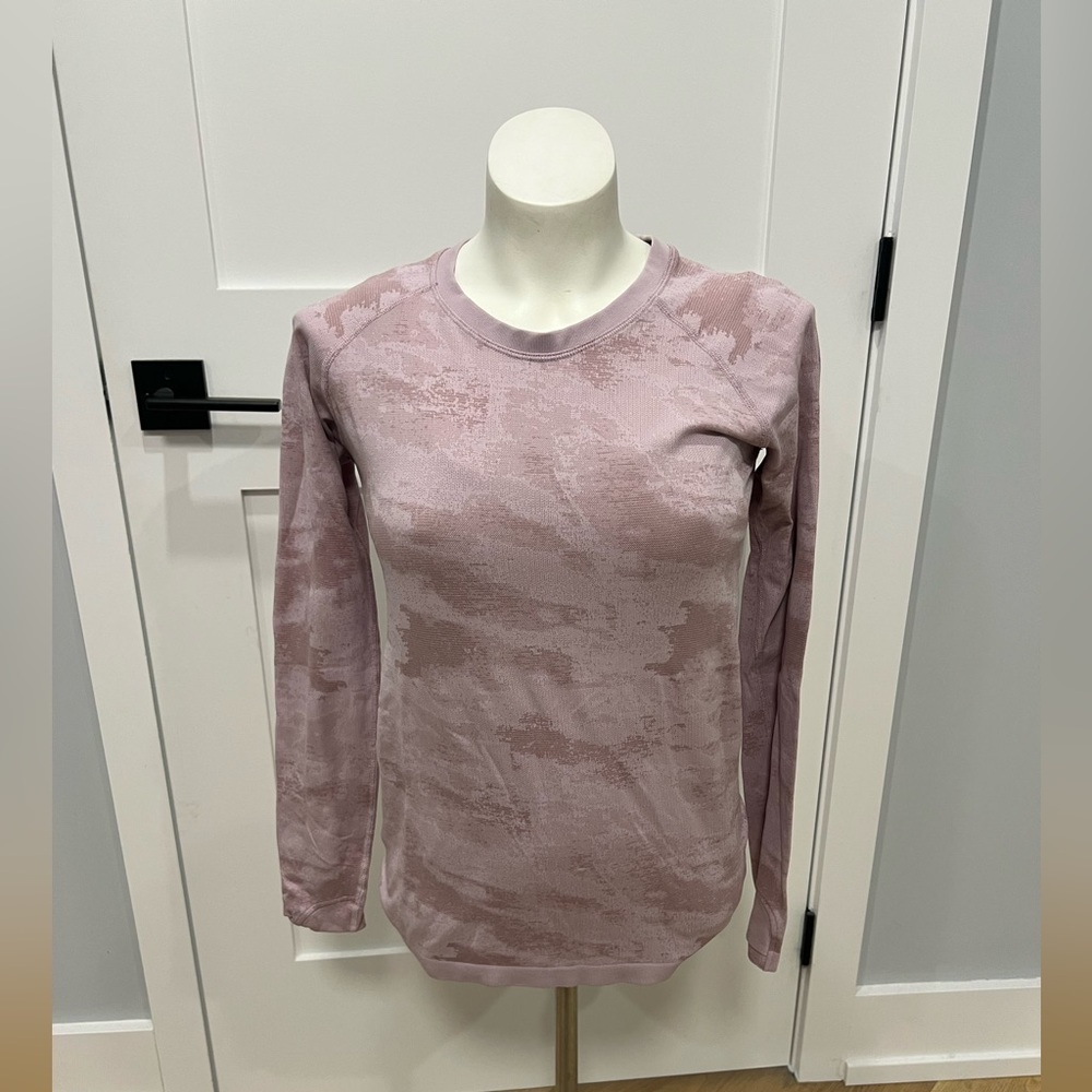 Athleta Mauve Camo Long Sleeve Top medium